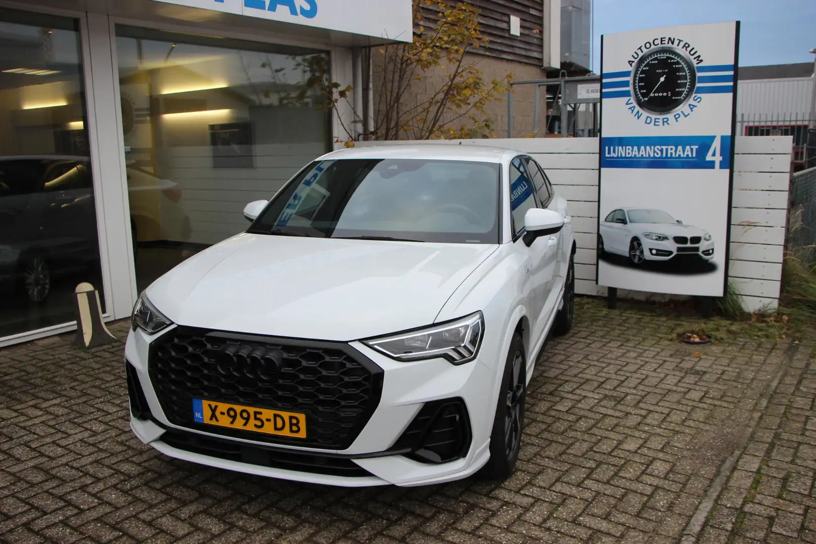 Audi Q3 Sportback 35 TFSI S Edition Blanc - 1