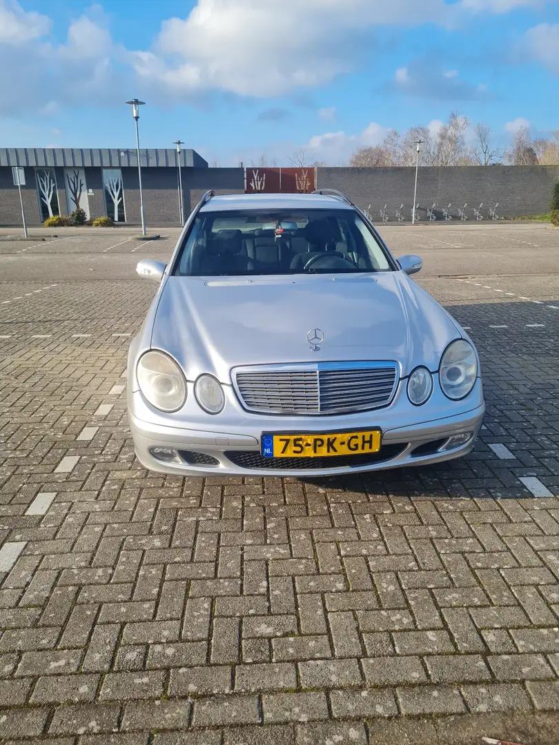 Mercedes-Benz E 200 T Kompressor Classic - 1