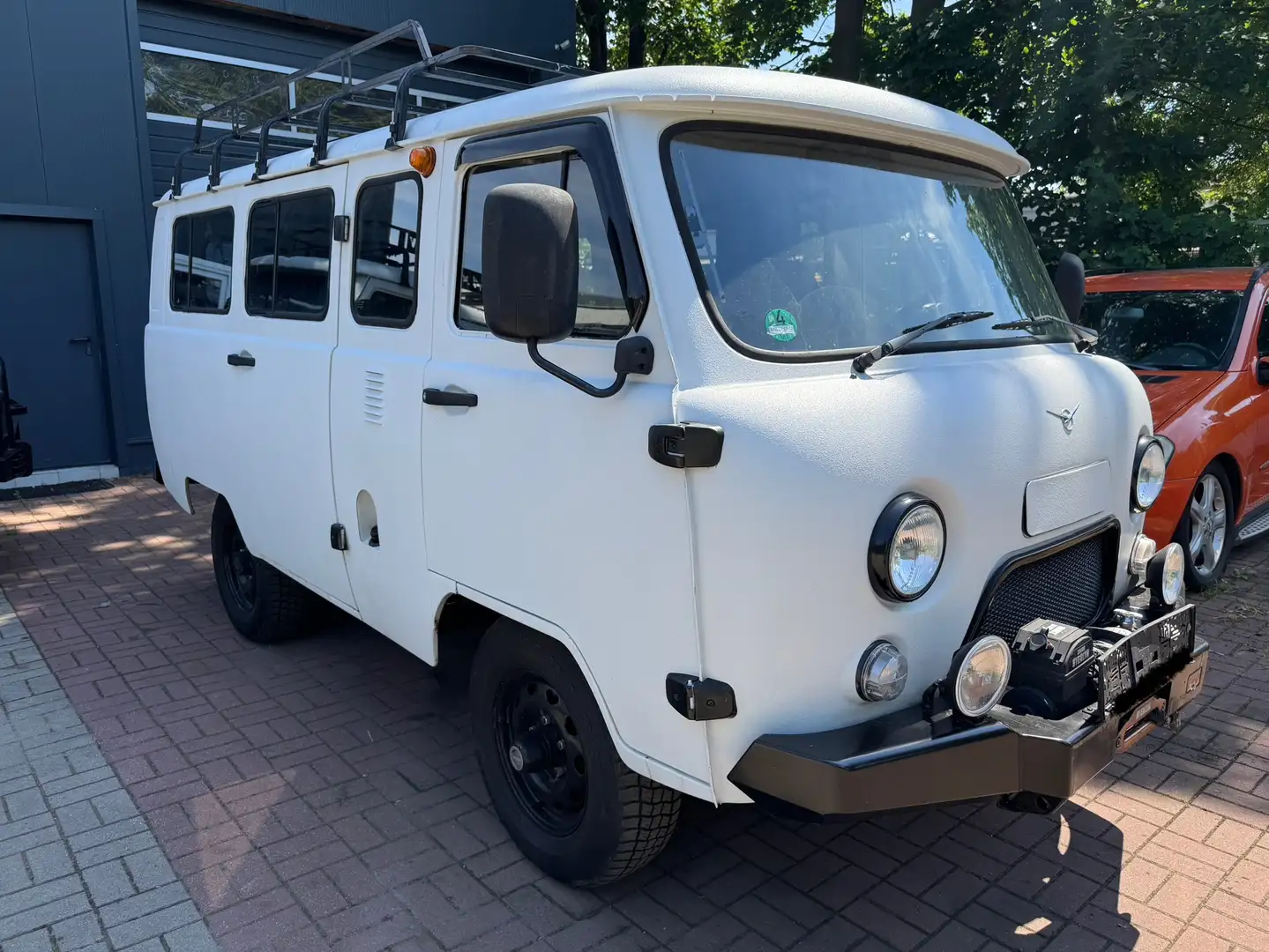 UAZ Buchanka 2,7 Allrad 4x4 OFFROAD Euro6 Deutsche Zul Seiwinde Grau - 1