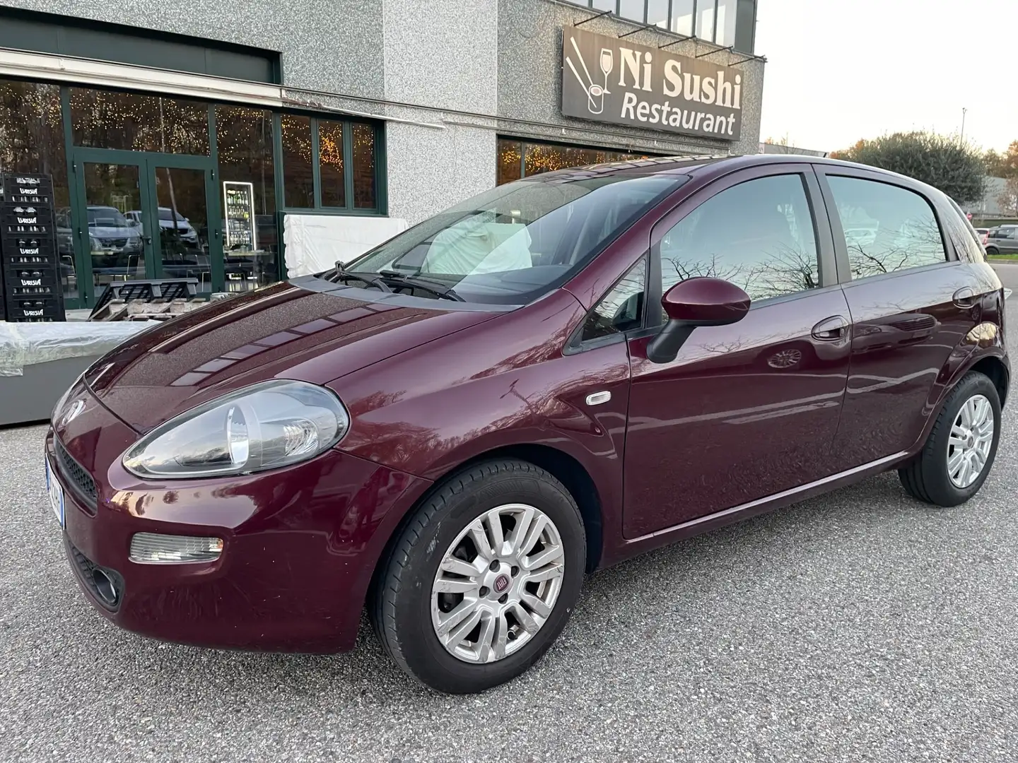 Fiat Punto Punto 1.4 S&S 8V 5 porte*Neopatentati*Cerchi*Autom Mauve - 2