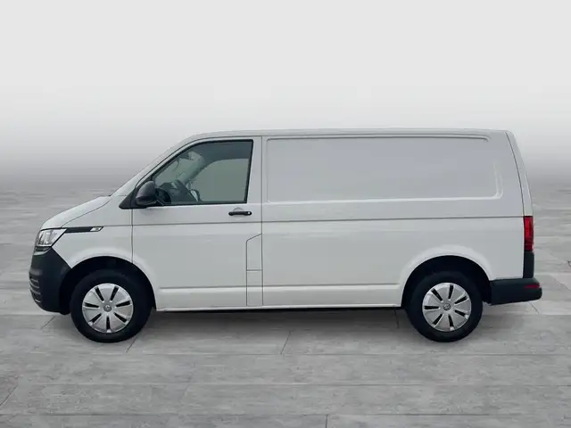 Volkswagen Transporter view 2