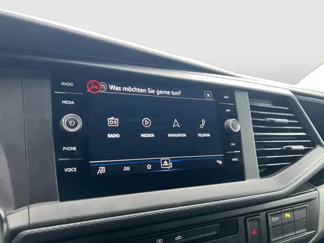 Volkswagen Transporter view 17