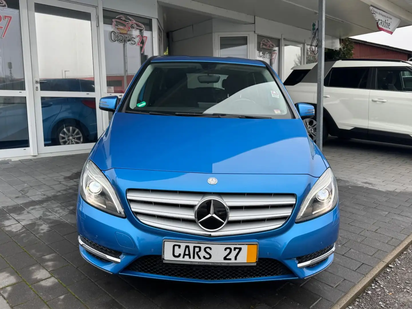 Mercedes-Benz B 180 Bi-Xenon PDC Alu SHZ 1.Hand Blau - 2