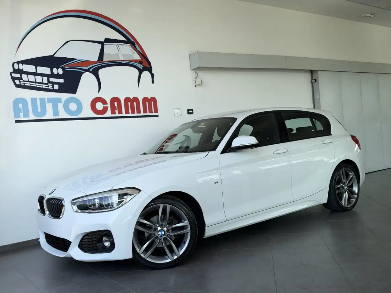 BMW 118