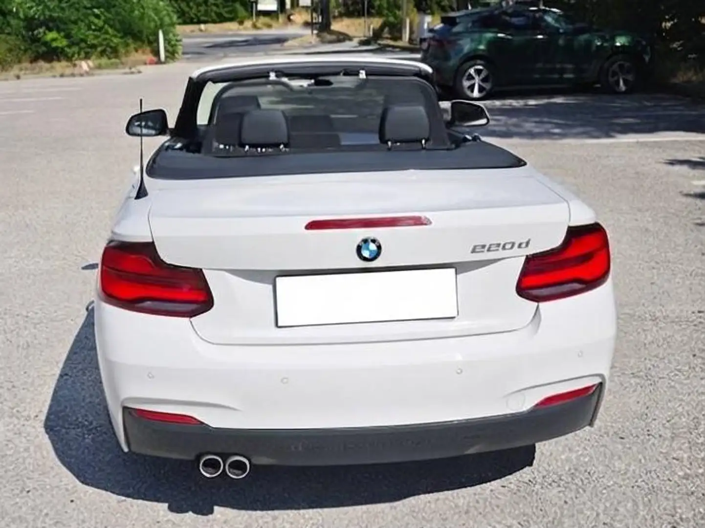BMW 220 220d Cabrio Aut. Weiß - 2