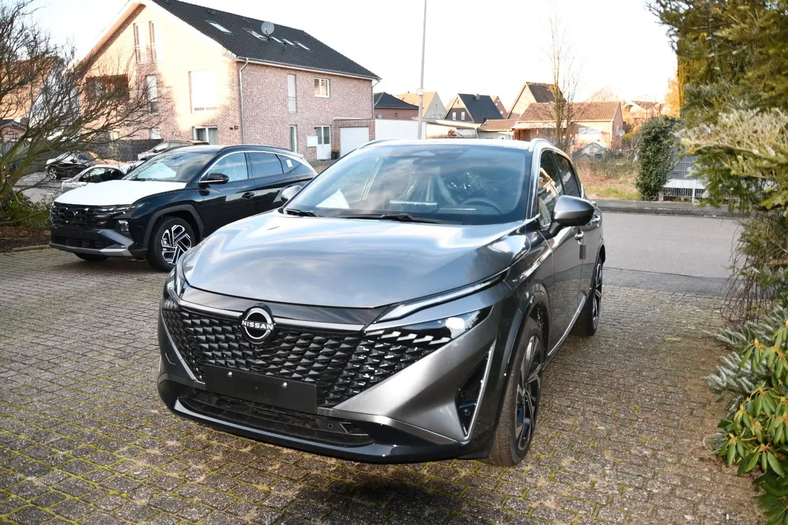 Nissan Qashqai 1.3 Tekna+ MHEV  Xtronic  20"  Voll Grau - 1