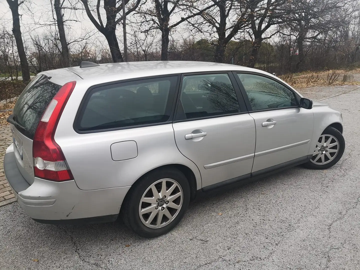 Volvo V50 V50 1.6 Momentum Argento - 1