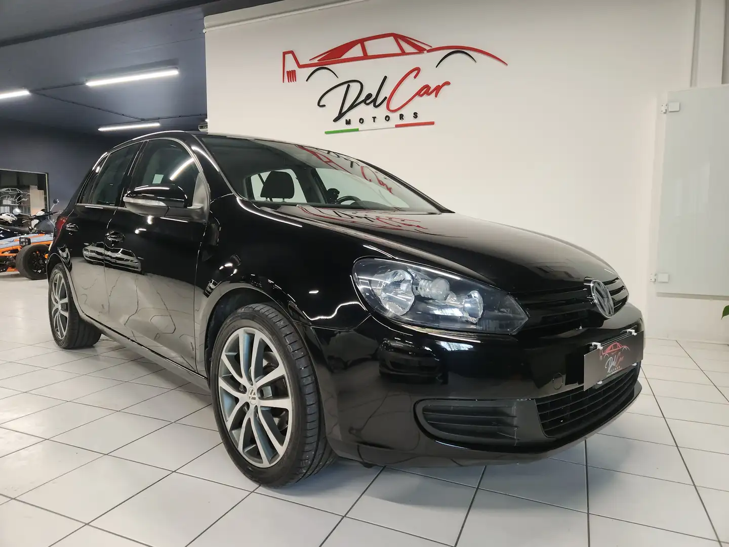 Volkswagen Golf VI  5p 1.4 United 80cv Neopatentati Cinghia Nuova Noir - 1