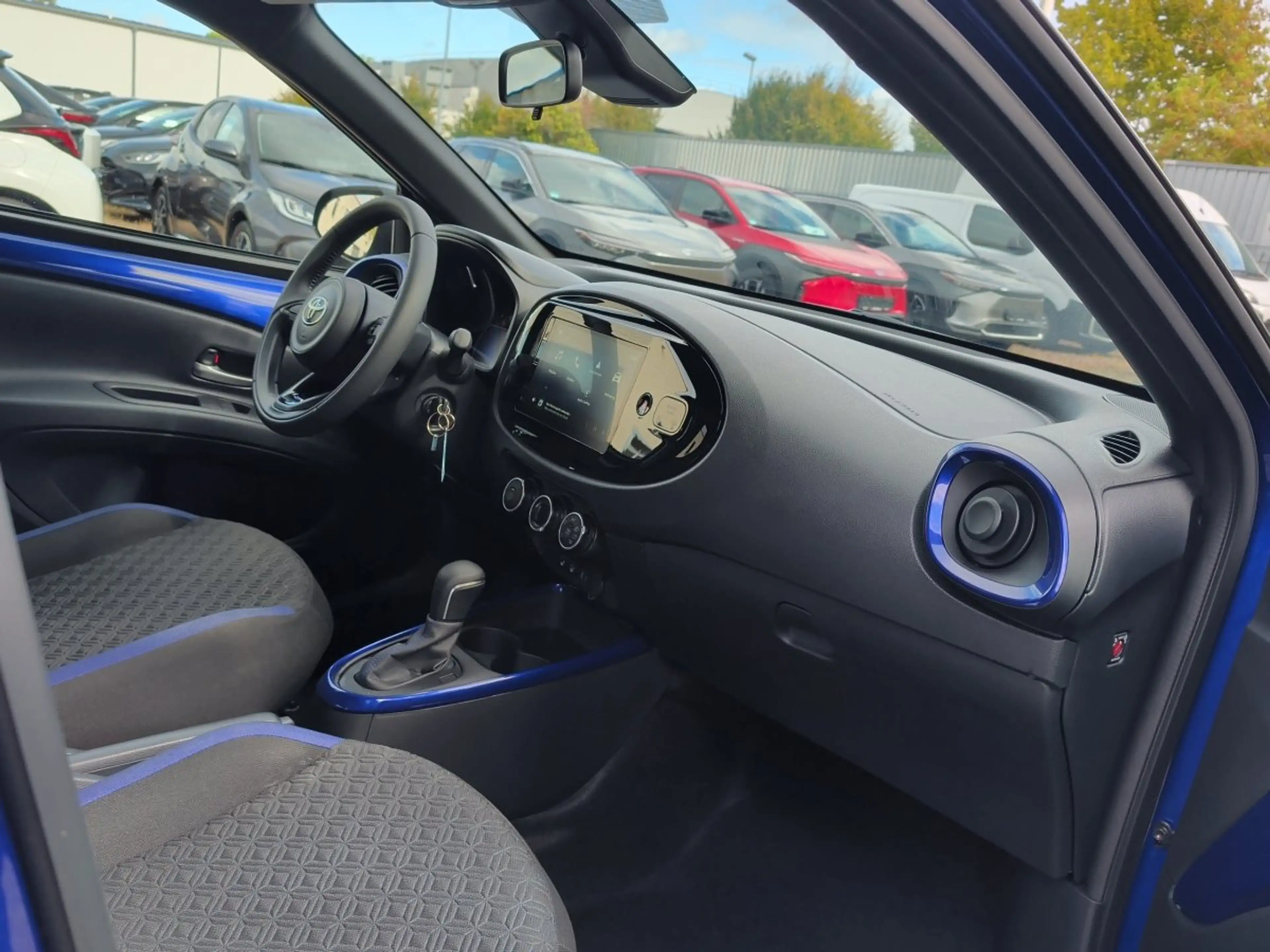 Toyota Aygo 1.0 Team D Klima Kamera Sitzheizung CarPlay — photo 14