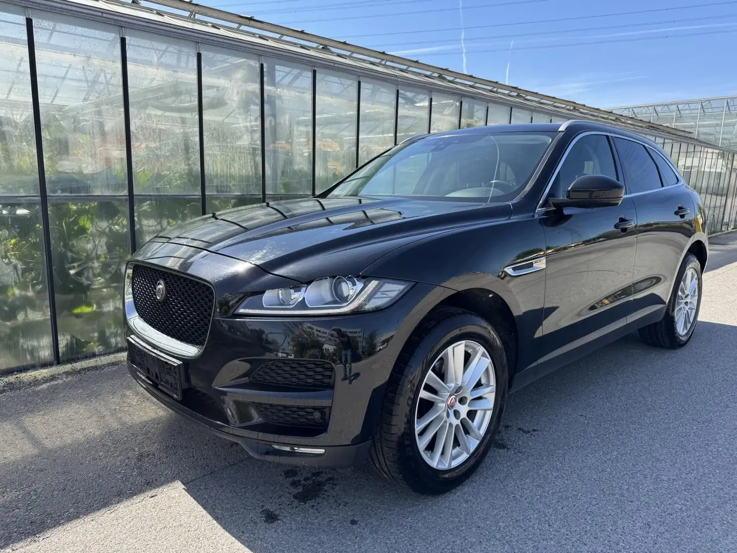 Jaguar F-Pace Prestige AWD 4x4 1.Besitz Schwarz - 1