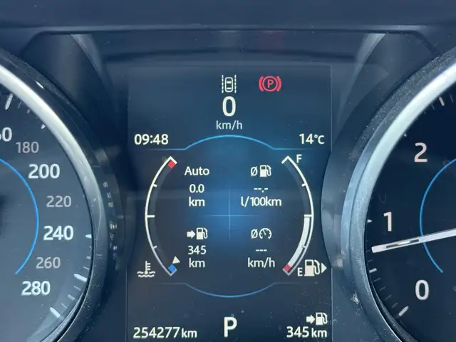 Jaguar F-Pace view 16