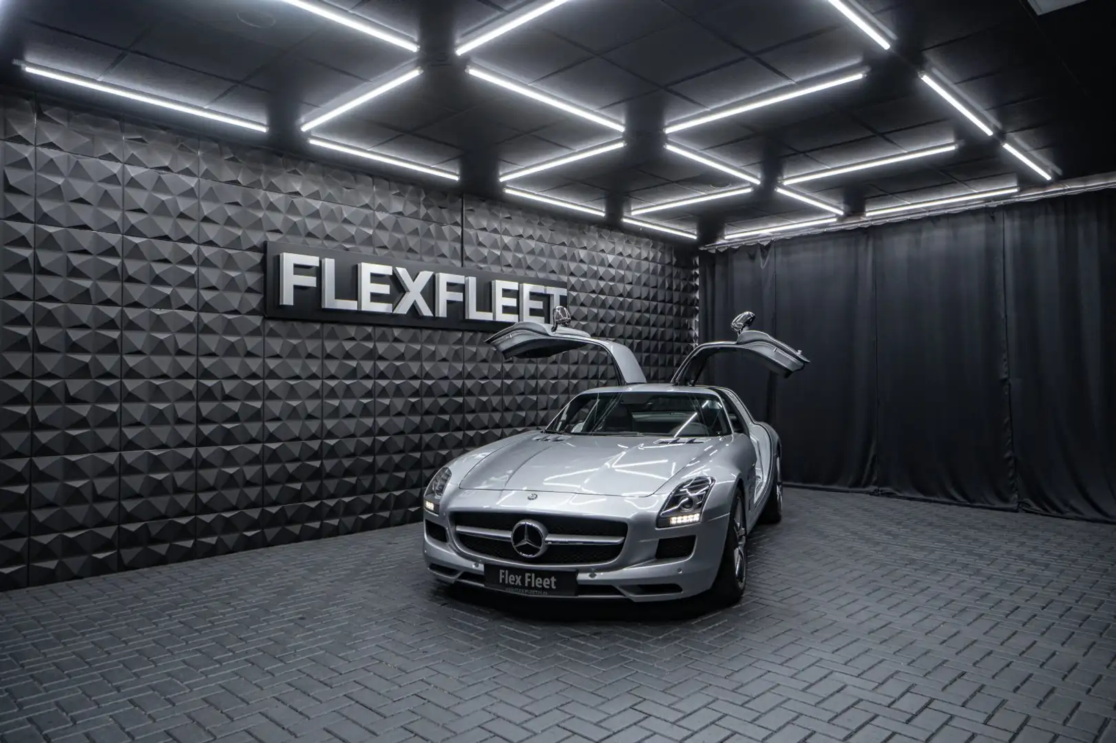 Mercedes-Benz SLS AMG Coupe /1Hand/ DE / 5t Km/ Zilver - 1