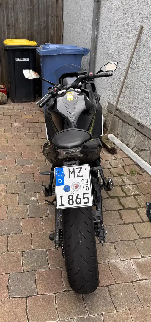 Kawasaki Ninja 650 - 2