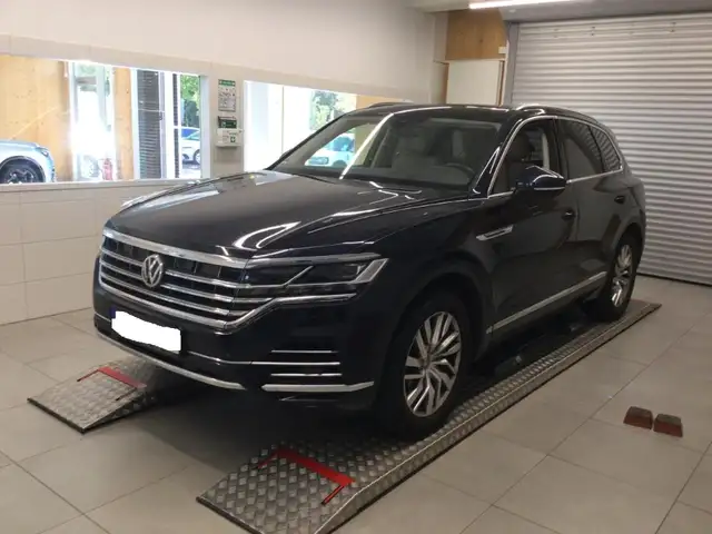 Volkswagen Touareg Atmosphere 4M AHK PANNO MATRIX LUFT DYNAUDIO HUD L