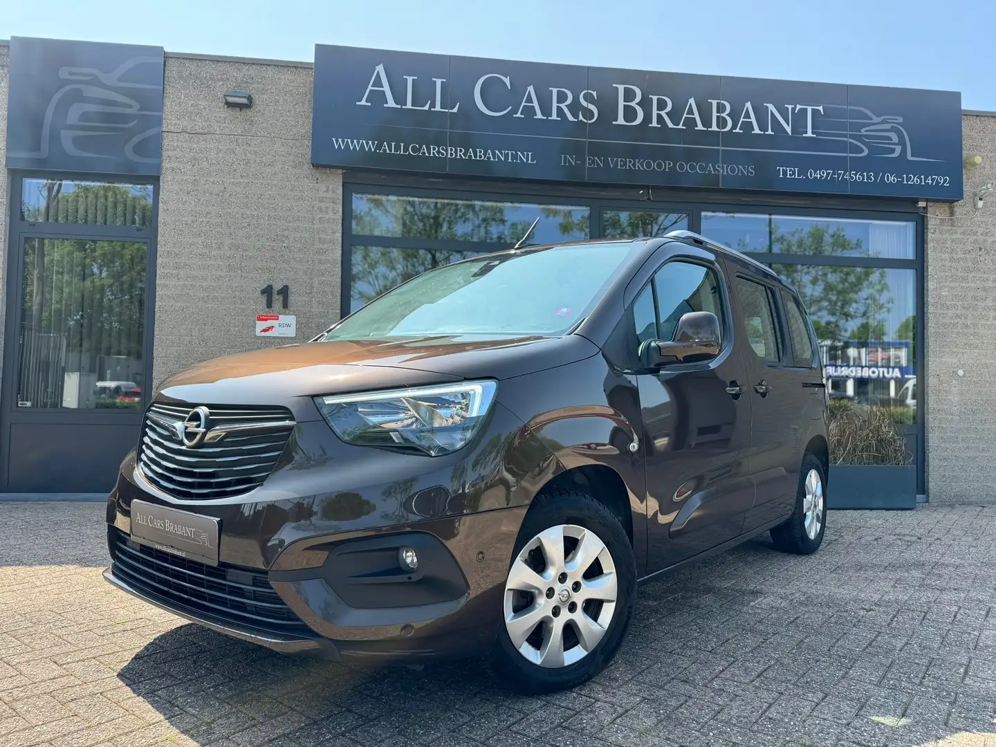 Opel Combo Tour 1.2 Turbo L1H1 Edition / navi / camera / auto Bruin - 1