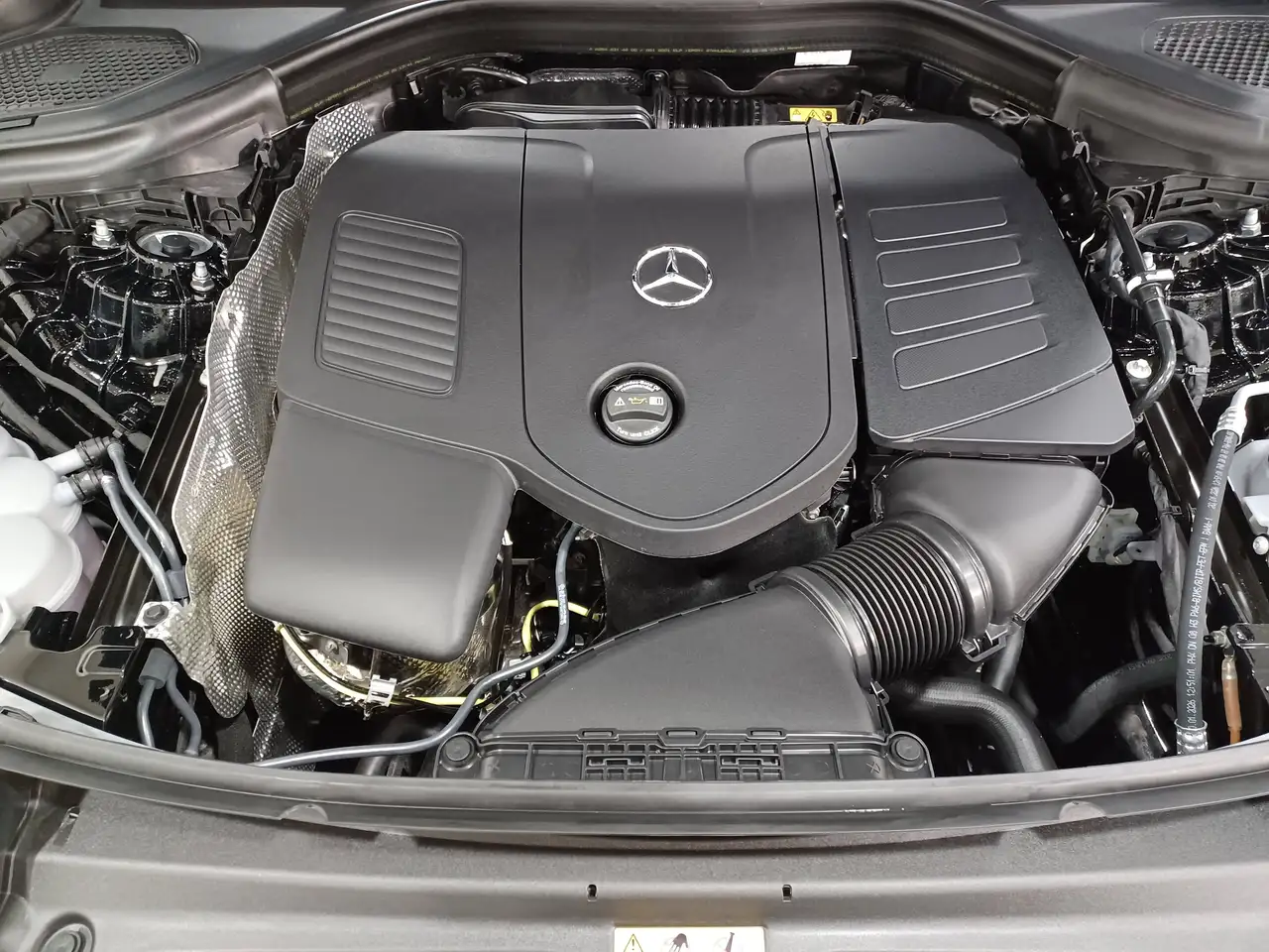 Mercedes-Benz GLC снимка Mercedes-Benz GLC