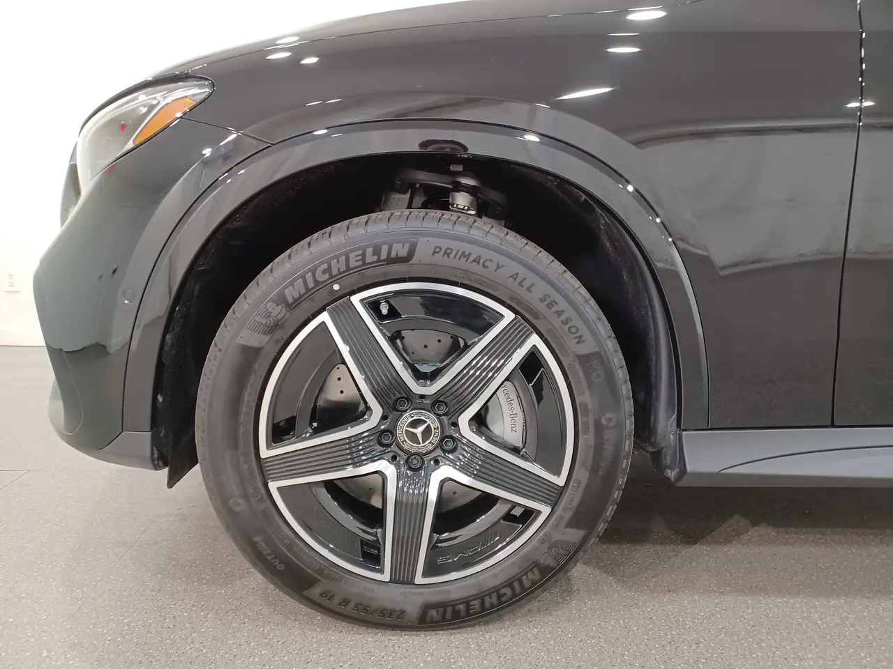 Mercedes-Benz GLC снимка Mercedes-Benz GLC
