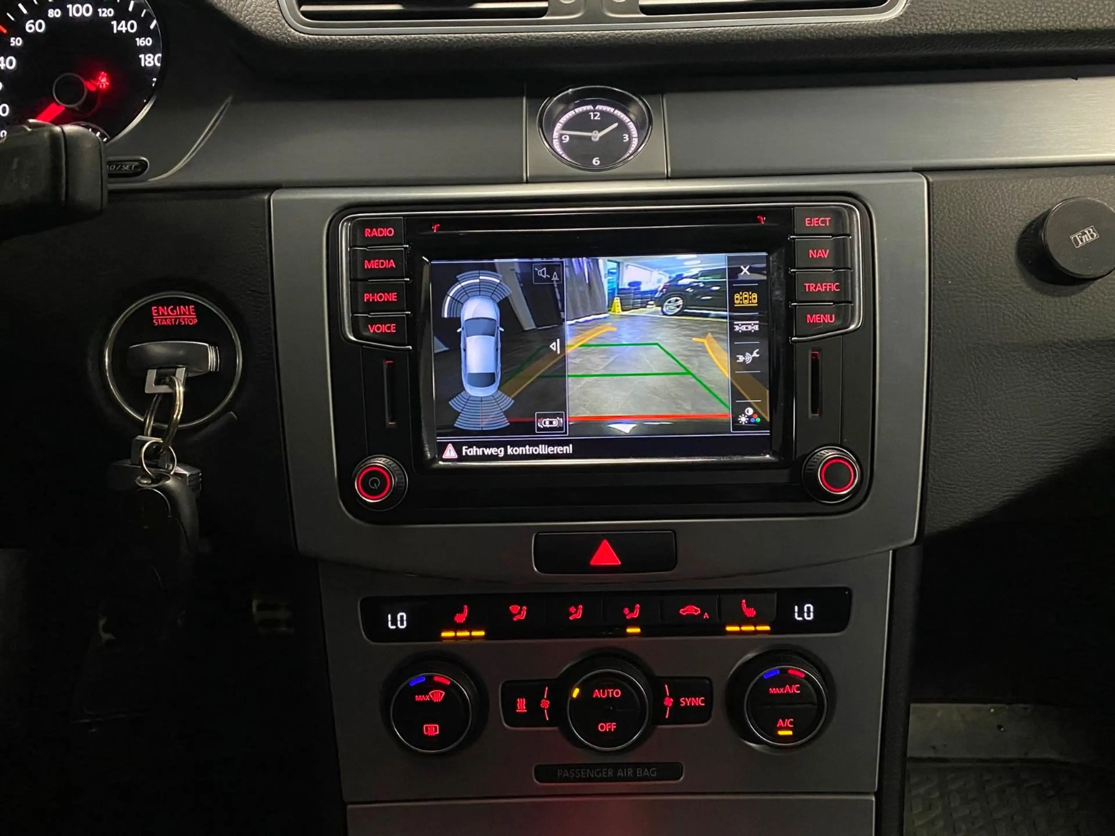 Volkswagen CC Passat CC R-Line SPORT*LED*Leder*NAVi+Kamera — photo 7