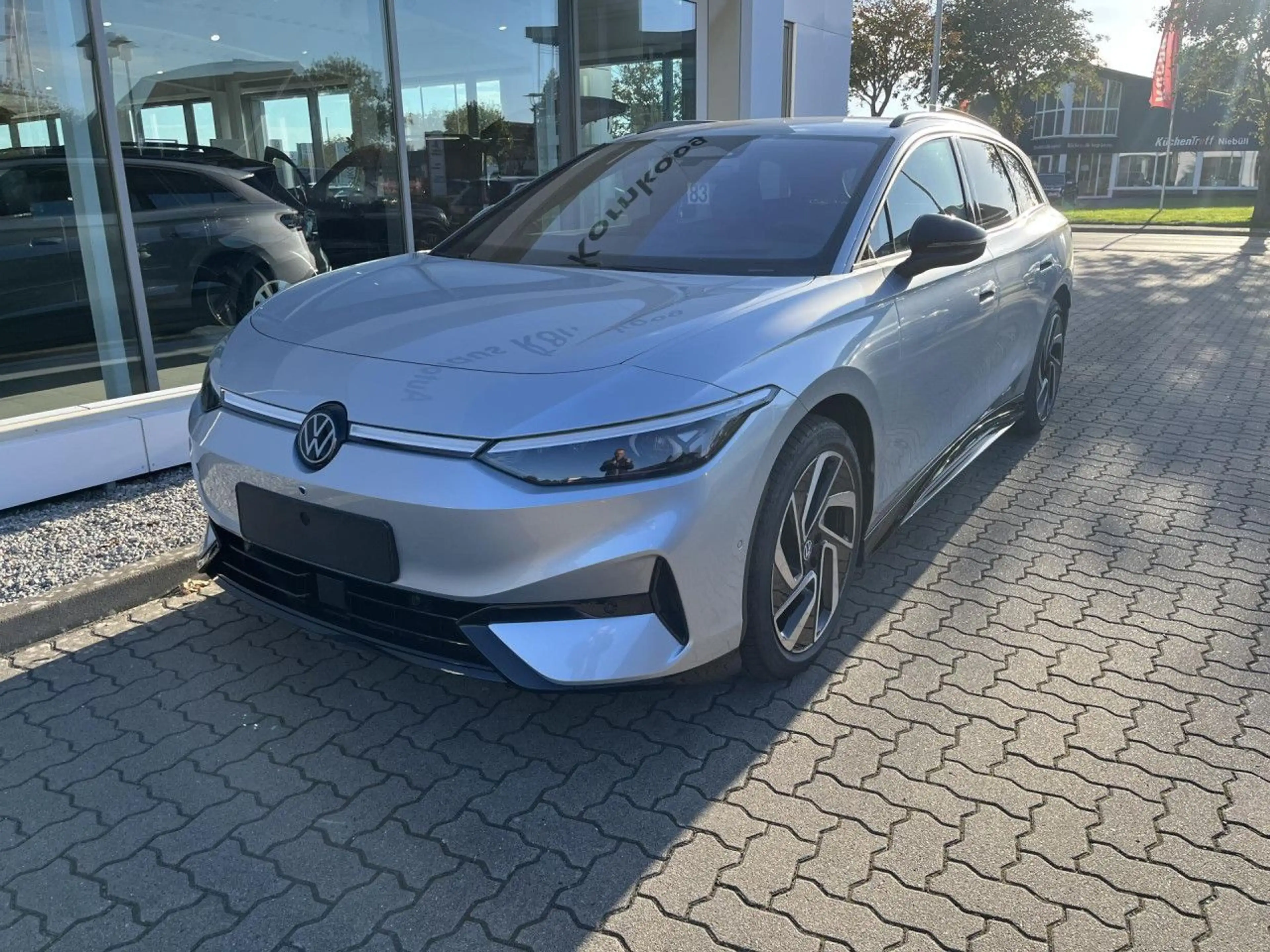 Volkswagen ID.7 Tourer Pro S AHK Wärme HUD Bluetooth Navi — photo 2