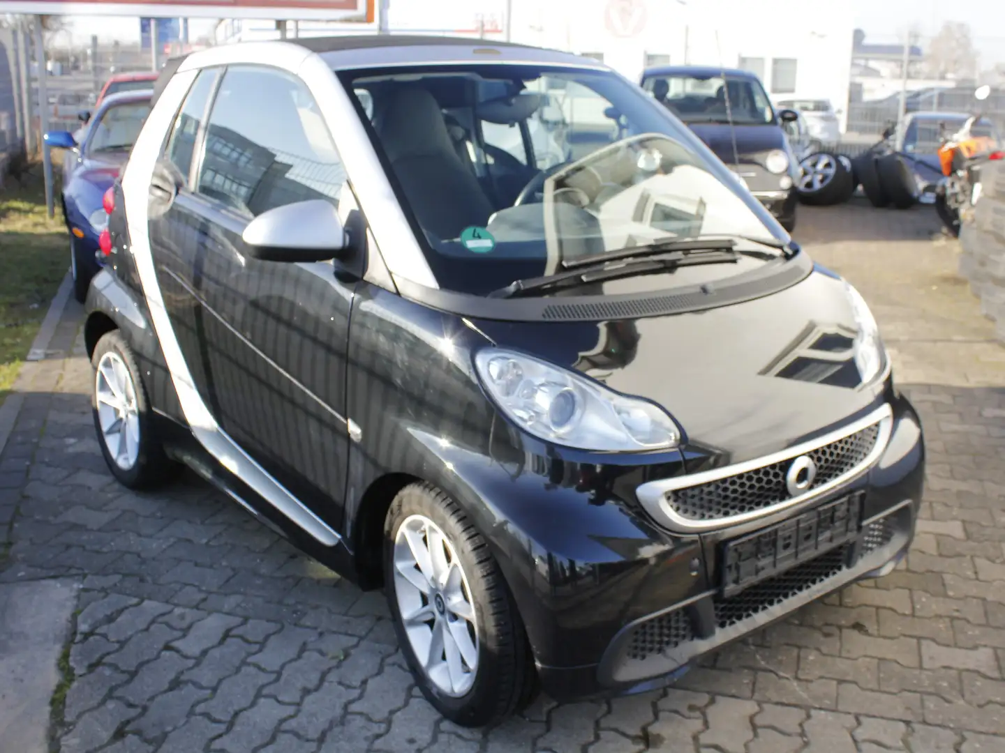 smart forTwo Micro Hybrid Drive 52kW Cabrio Klima Zwart - 1