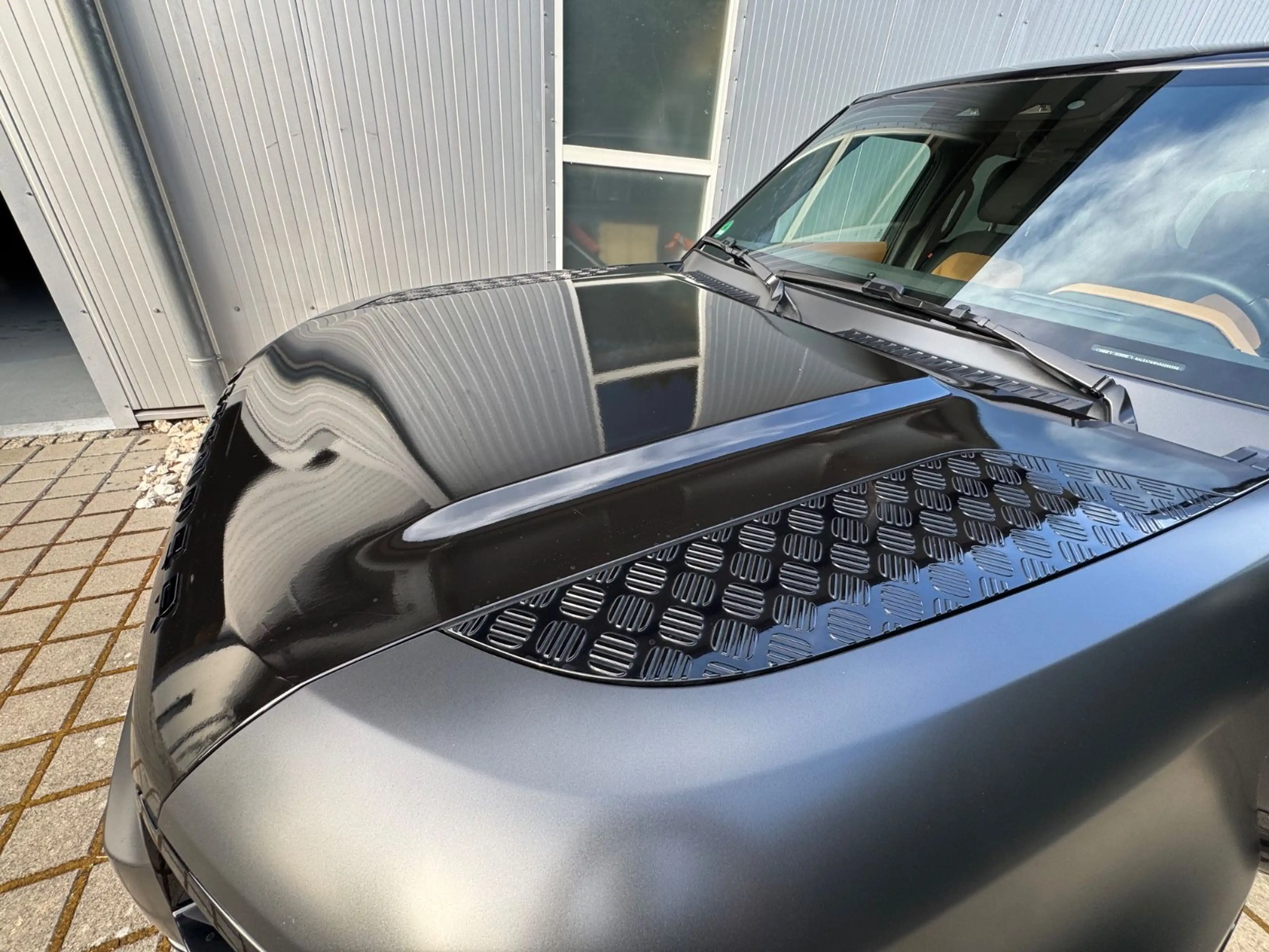 Land Rover Defender 110 X-Dynamic HSE 7 Sitze Pano AHK — photo 15