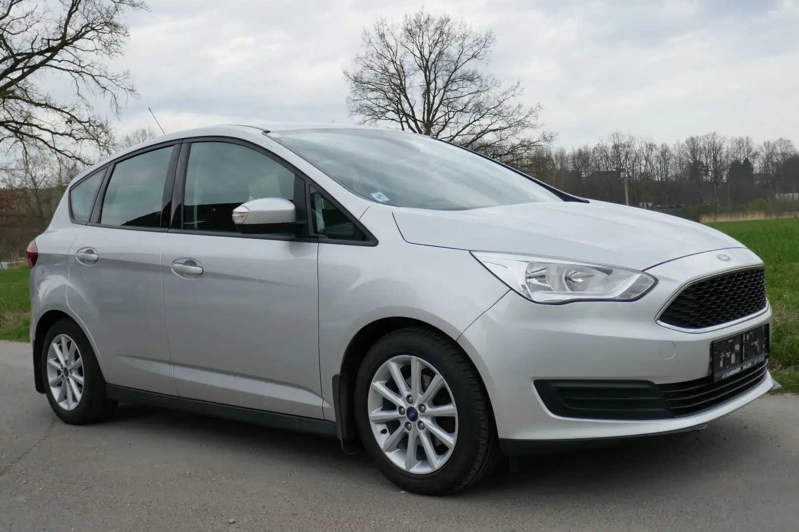 Ford C-Max Trend Silber - 1