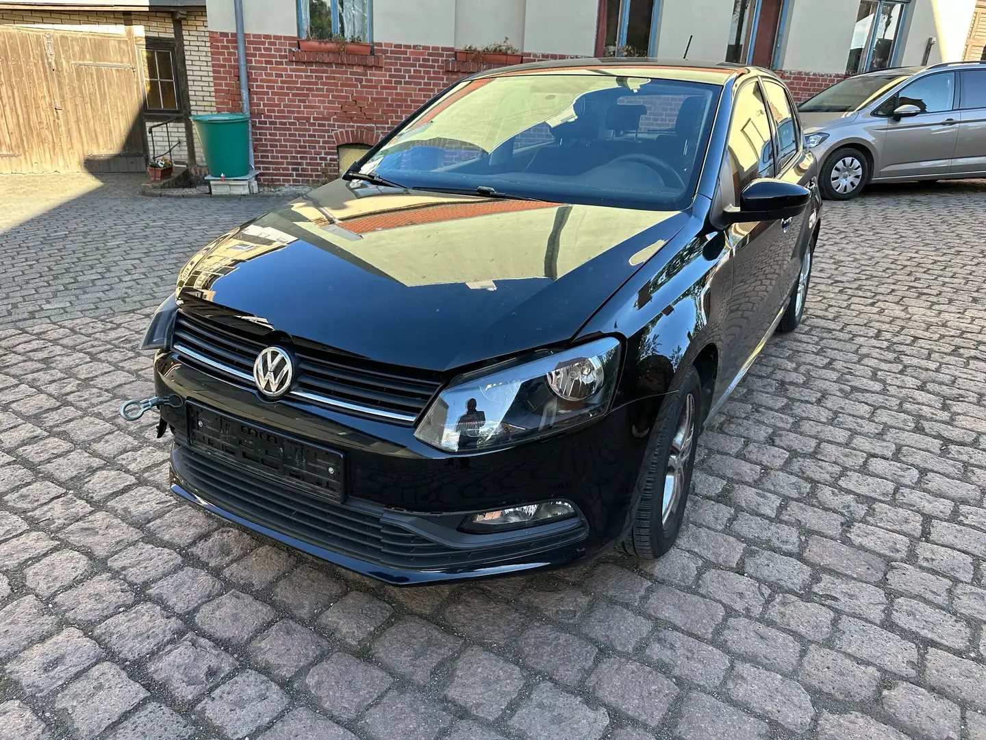 Volkswagen Polo Trendline Schwarz - 1
