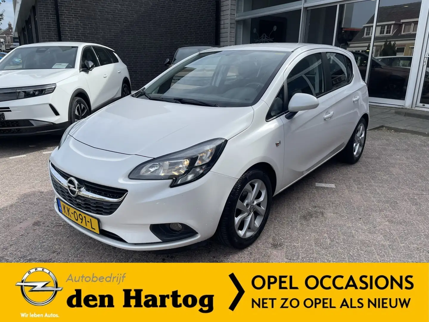 Opel Corsa 1.4 Edition 5-drs Airco/Cruise Controle. Blanc - 1