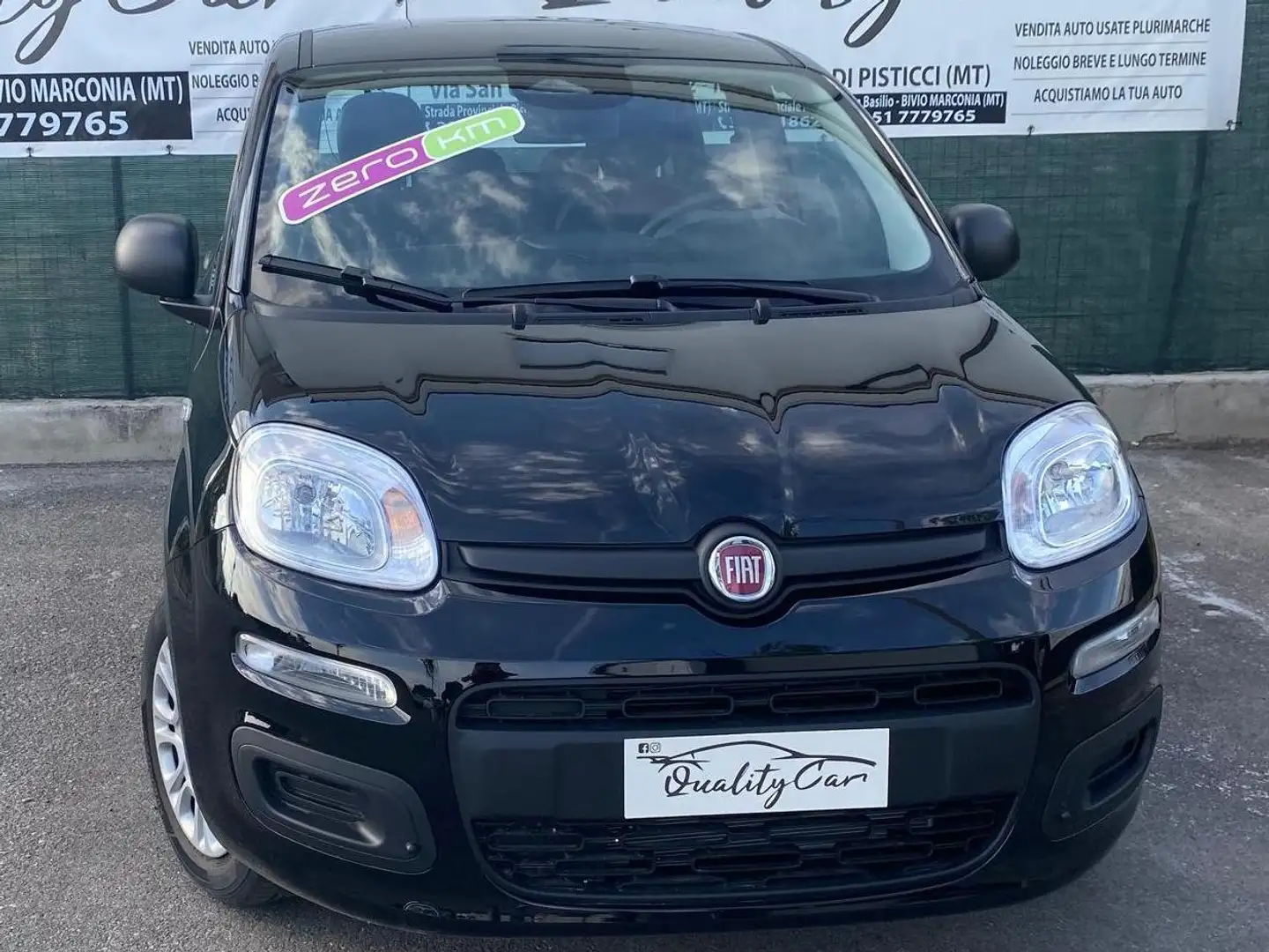 Fiat Panda Pandina 1.0 firefly hybrid Nero - 1