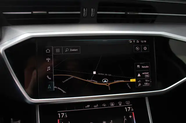 Audi A6 view 24