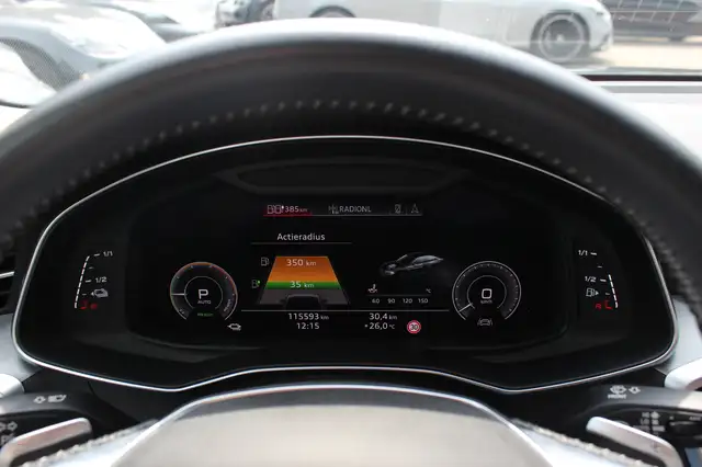 Audi A6 view 20