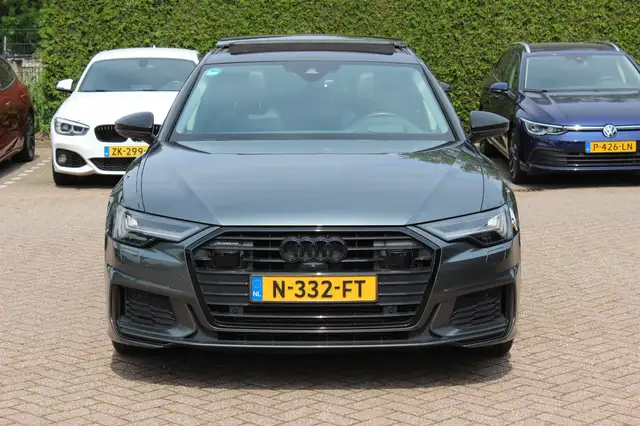 Audi A6 view 9