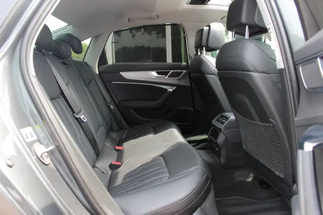 Audi A6 view 13