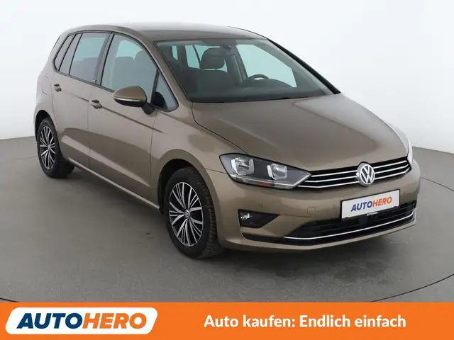Volkswagen Golf Sportsvan view 8