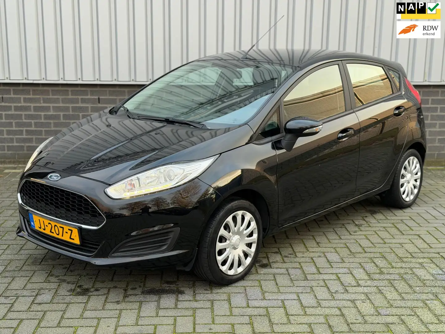 Ford Fiesta 1.0 Style |Airco|Navi|Bluetooth|5 Deurs|Start/Stop Zwart - 1
