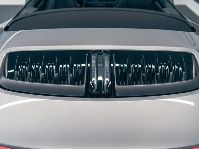 Porsche 911 Carrera Cabriolet Ansicht 45