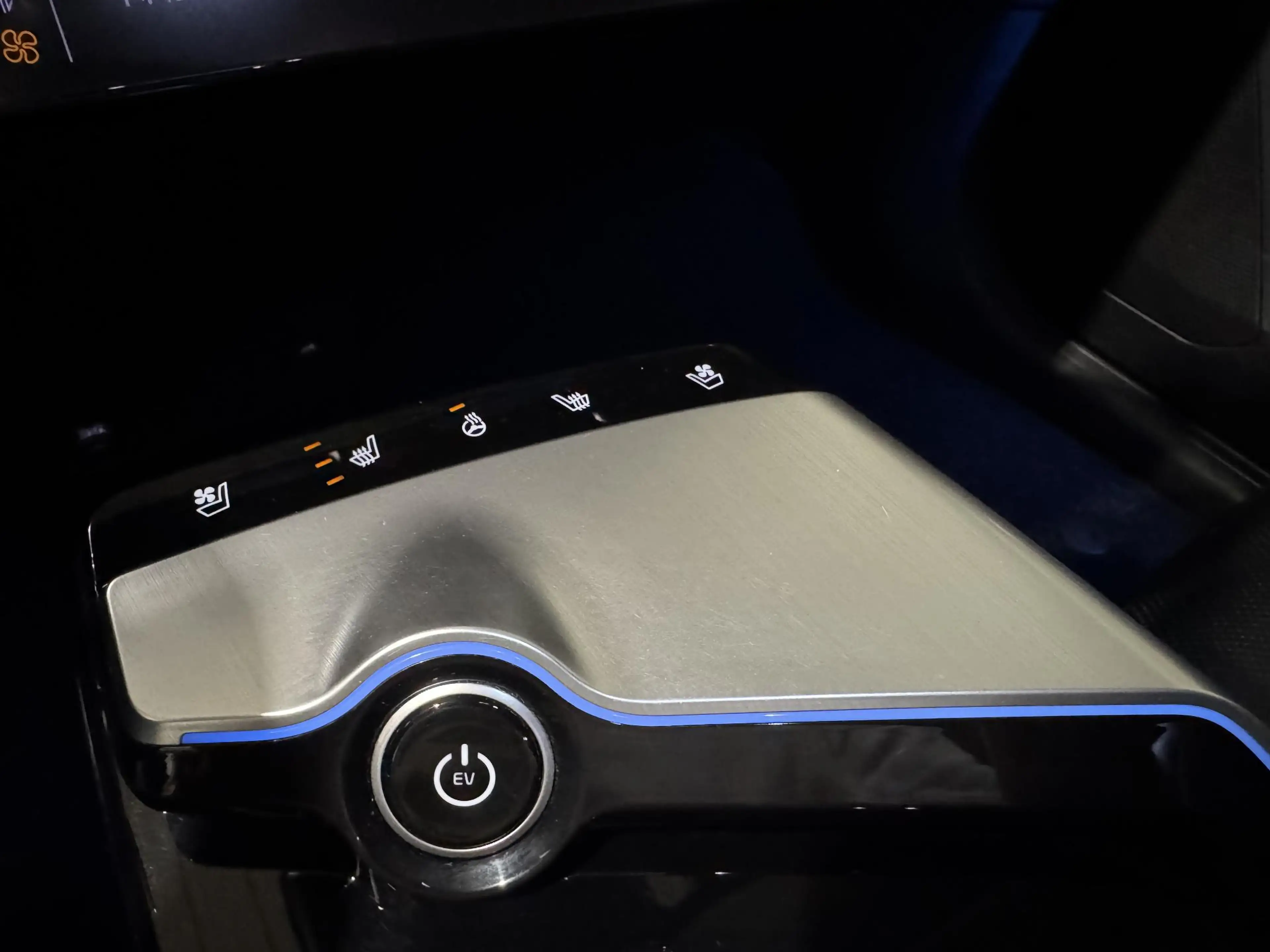 Kia EV6 77.4 kWh | leder | navi | camera | stoelventilatie — photo 17