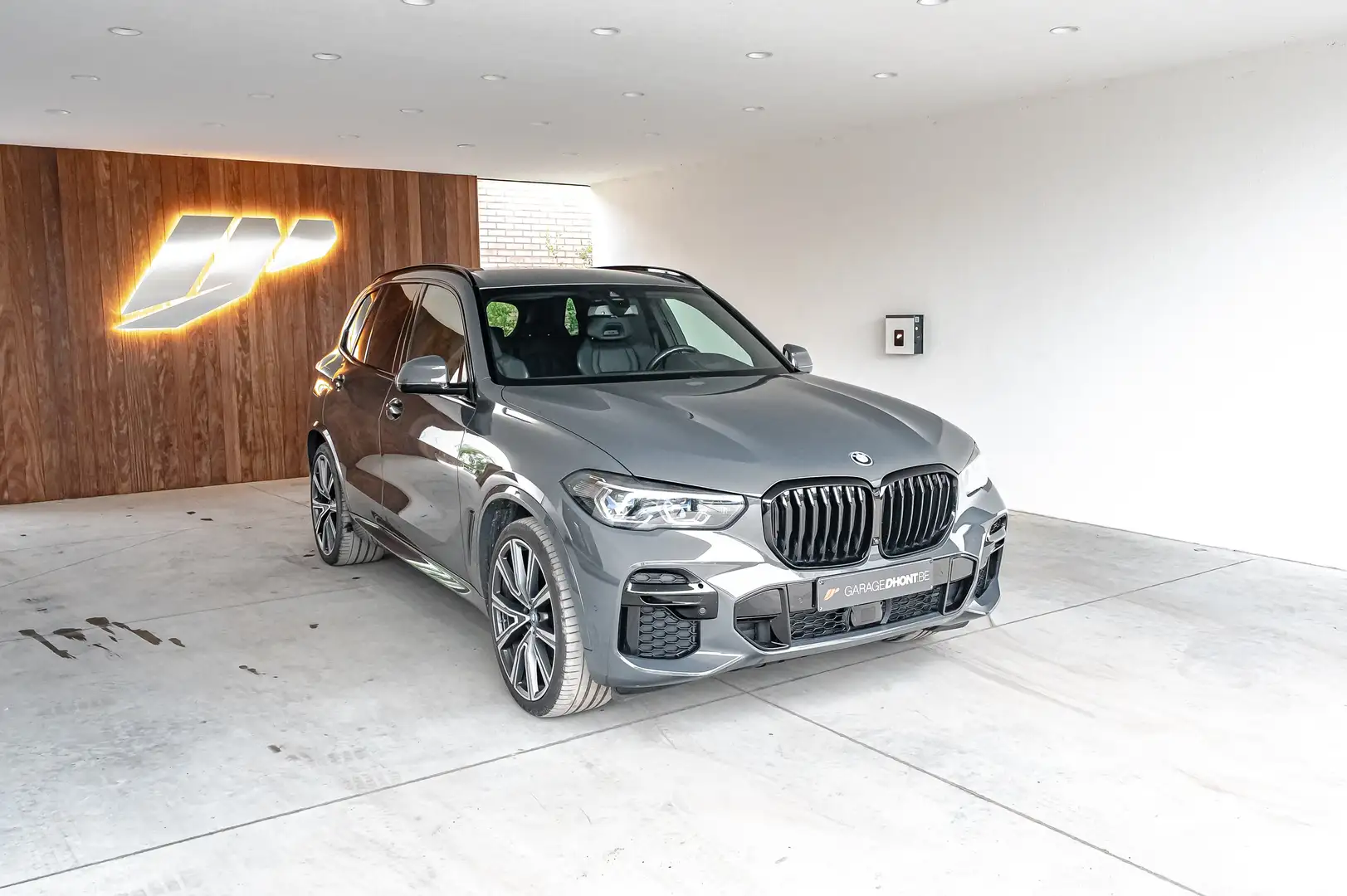 BMW X5 xDrive45e, M pack, M kuipzetels, 360° camera Gris - 2