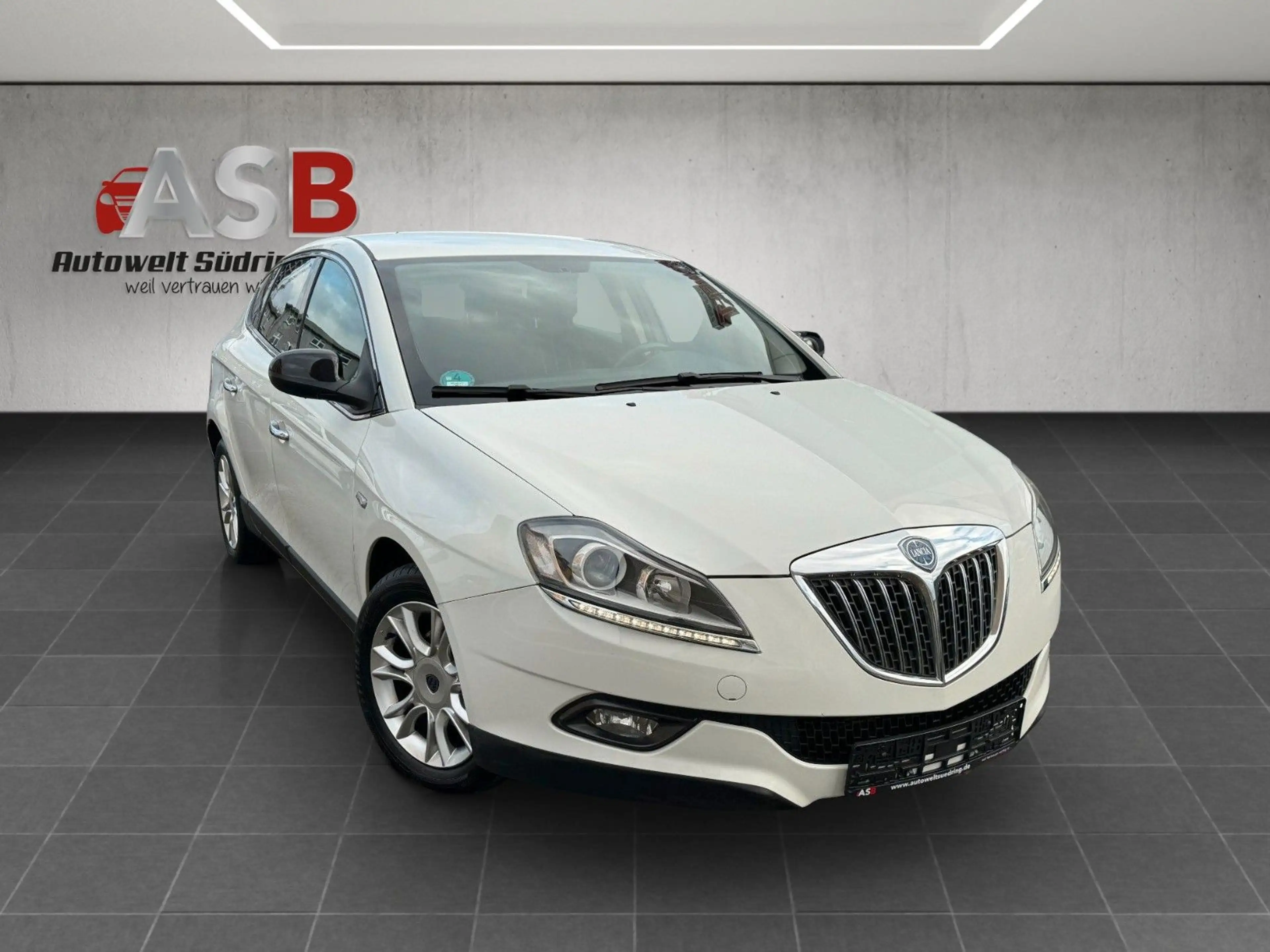 Lancia Delta Oro 1.4 MultiAir16v Oro 1.Hand LED*Alcanta — photo 3