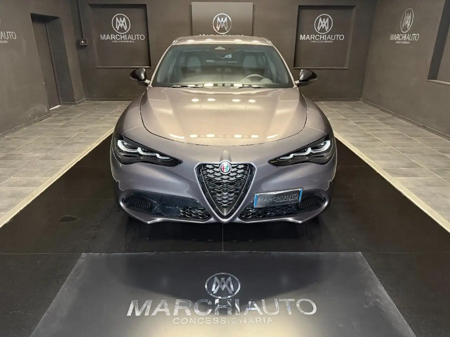 Alfa Romeo Stelvio 2.2 Turbodiesel 210 CV AT8 Q4 Veloce Grigio - 2
