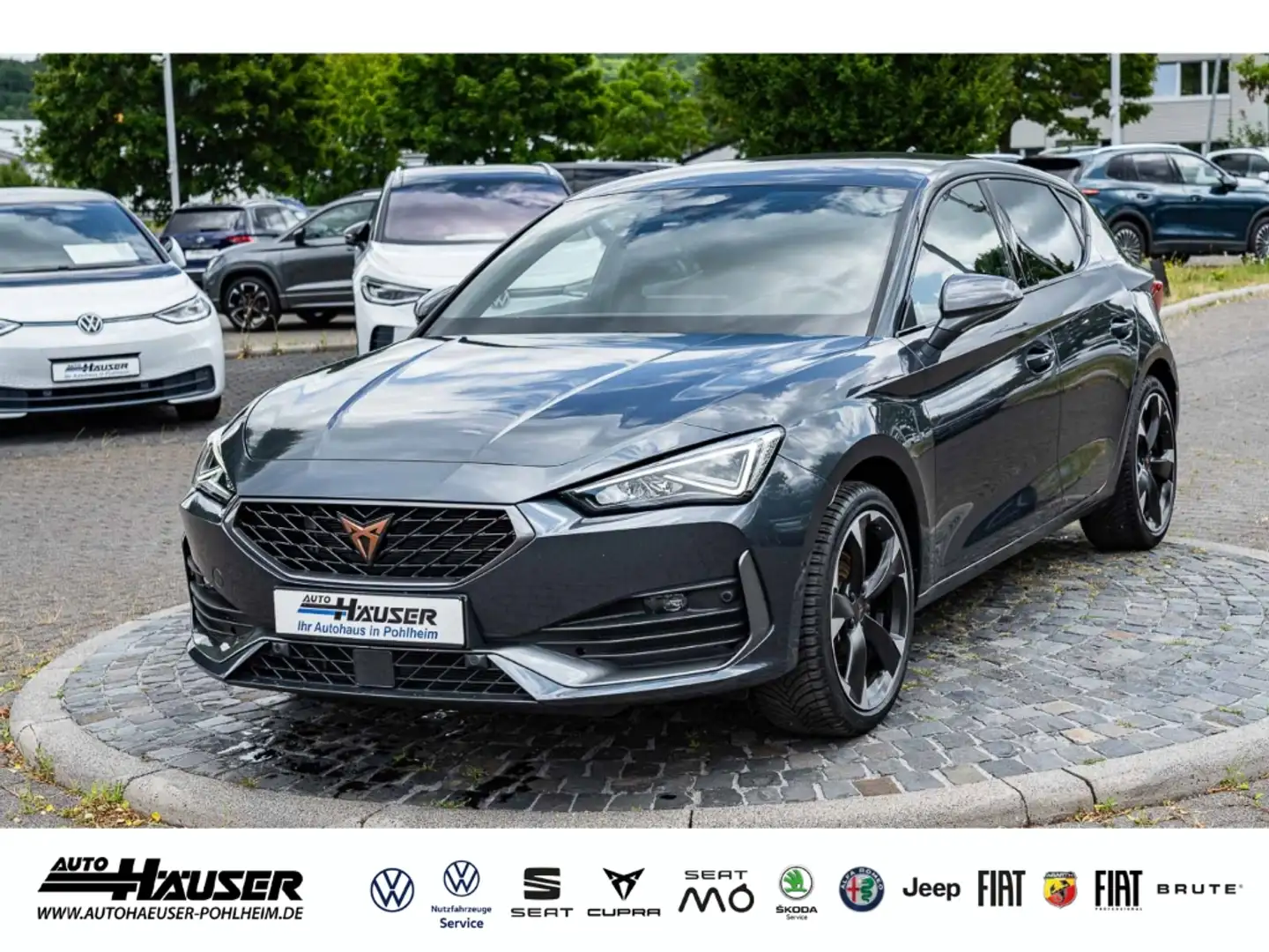 CUPRA Leon 1.5 eTSI DSG NAVI KAMERA PARK ACC LED FULL-LINK Grau - 1