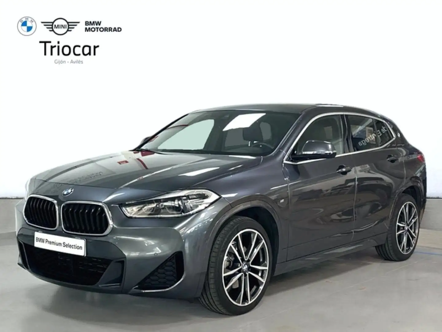 BMW X2 sDrive 18d Grijs - 1