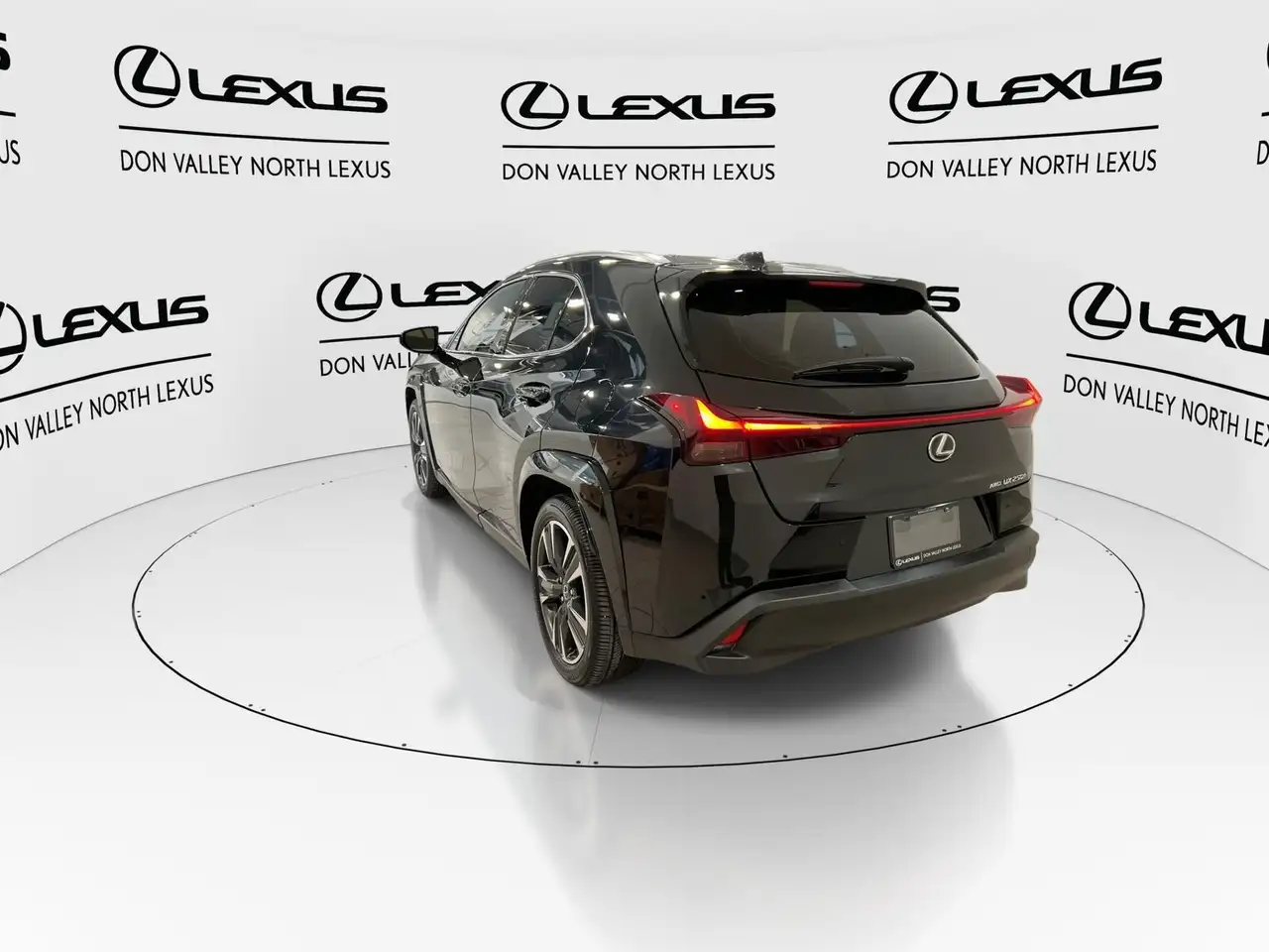 Lexus UX photo Lexus UX