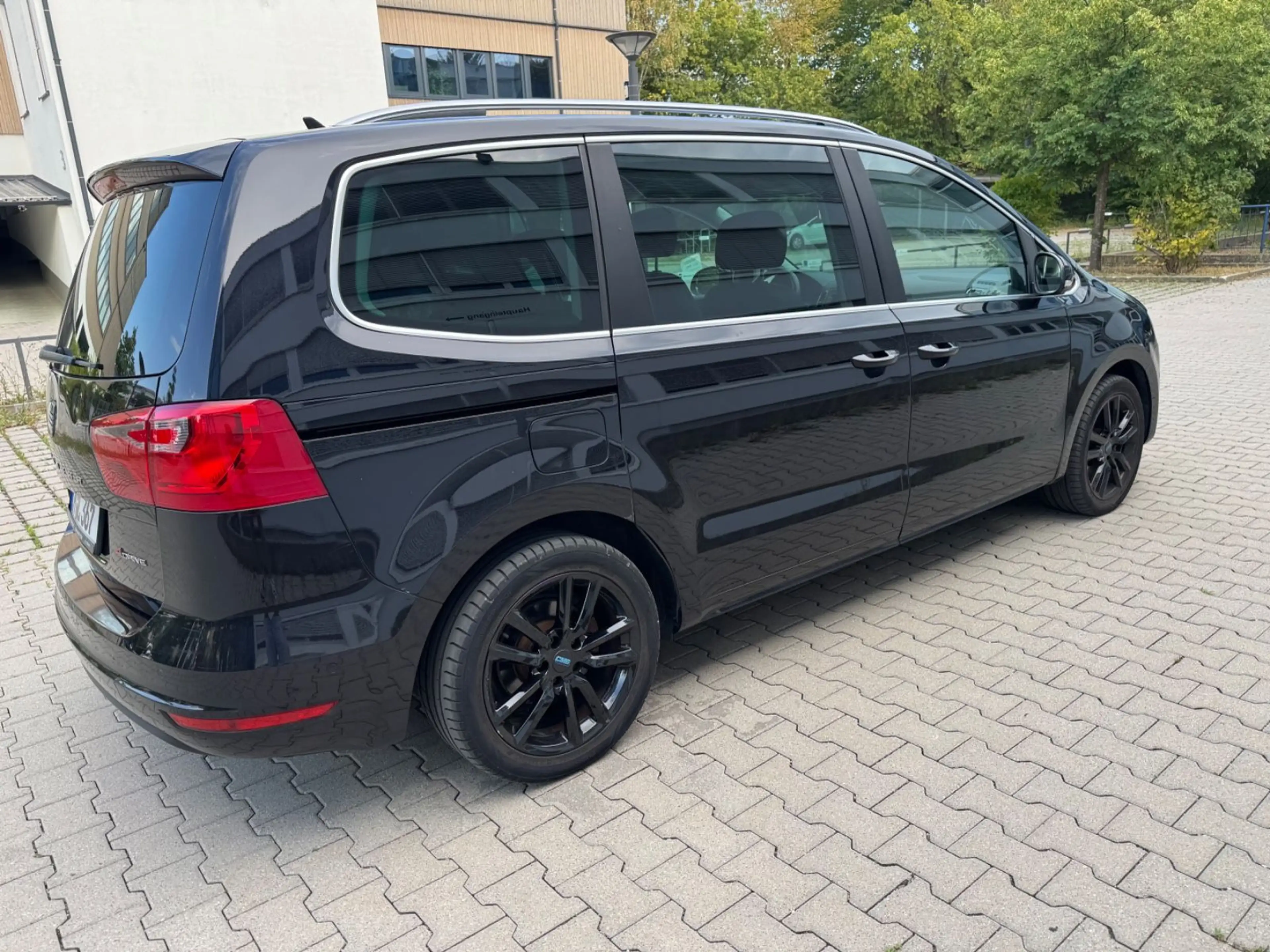 SEAT Alhambra Style Allrad 7 SITZER — photo 11