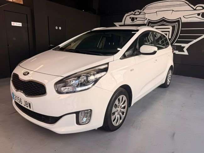 Kia Carens Concept - foto 1