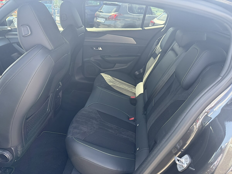 Peugeot 408 1.2 Puretech 130 GT (EURO 6d) — photo 14