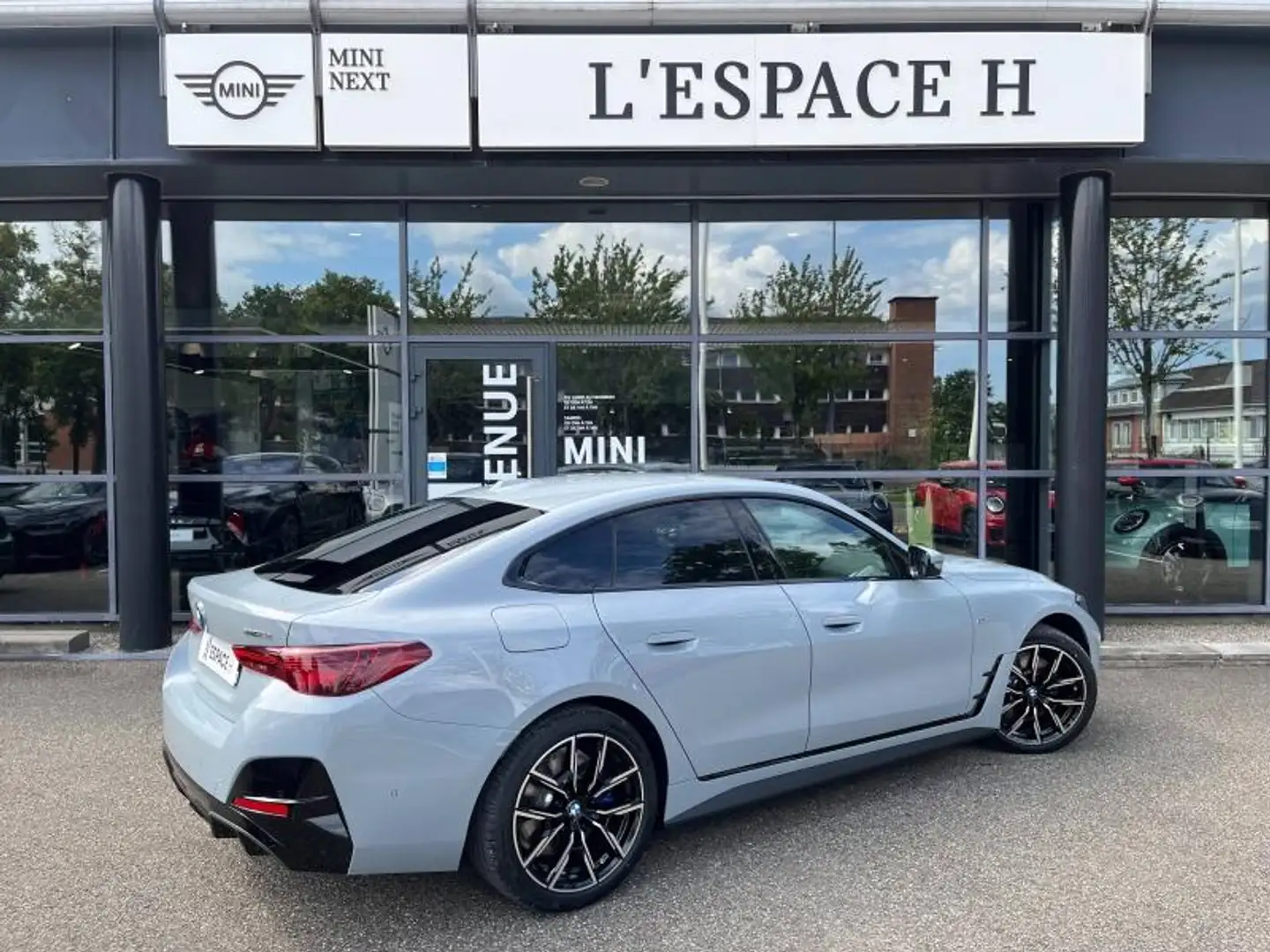 BMW i4 xDrive40 401ch M Sport Gris - 2