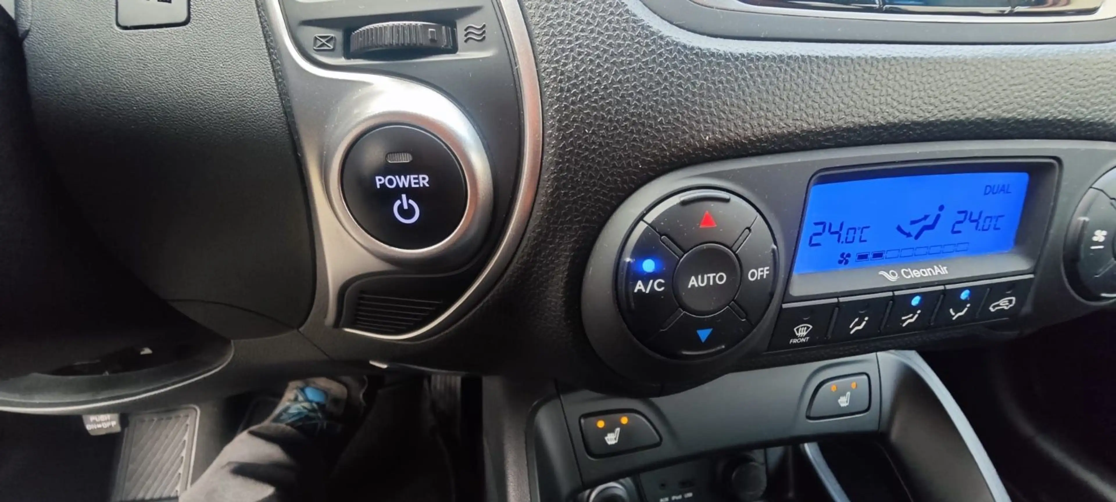 Hyundai iX35 Fuel Cell Wasserstoff Leder Wenig KM — photo 15