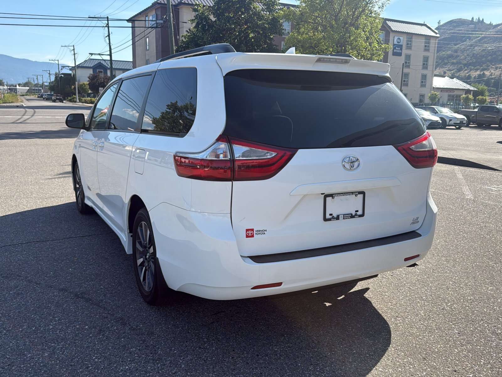 2018 Toyota Sienna LE AWD — снимка 1