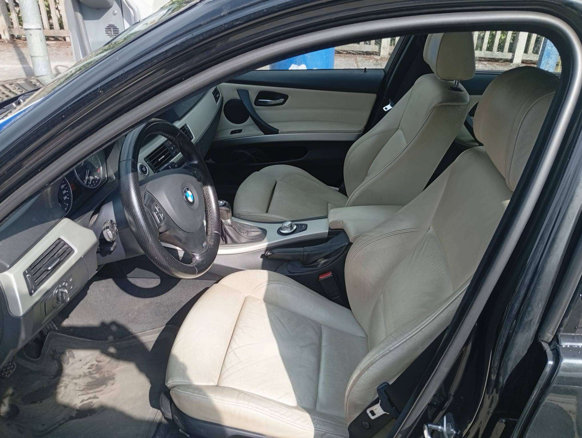 BMW 330 330xi - foto 1